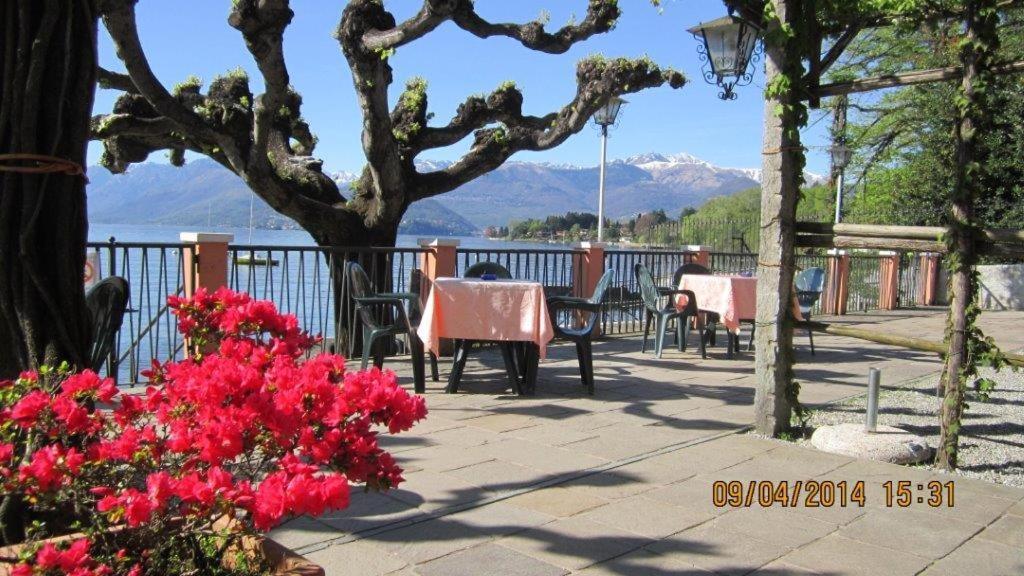 Albergo Riva Reno Di Leggiuno エクステリア 写真