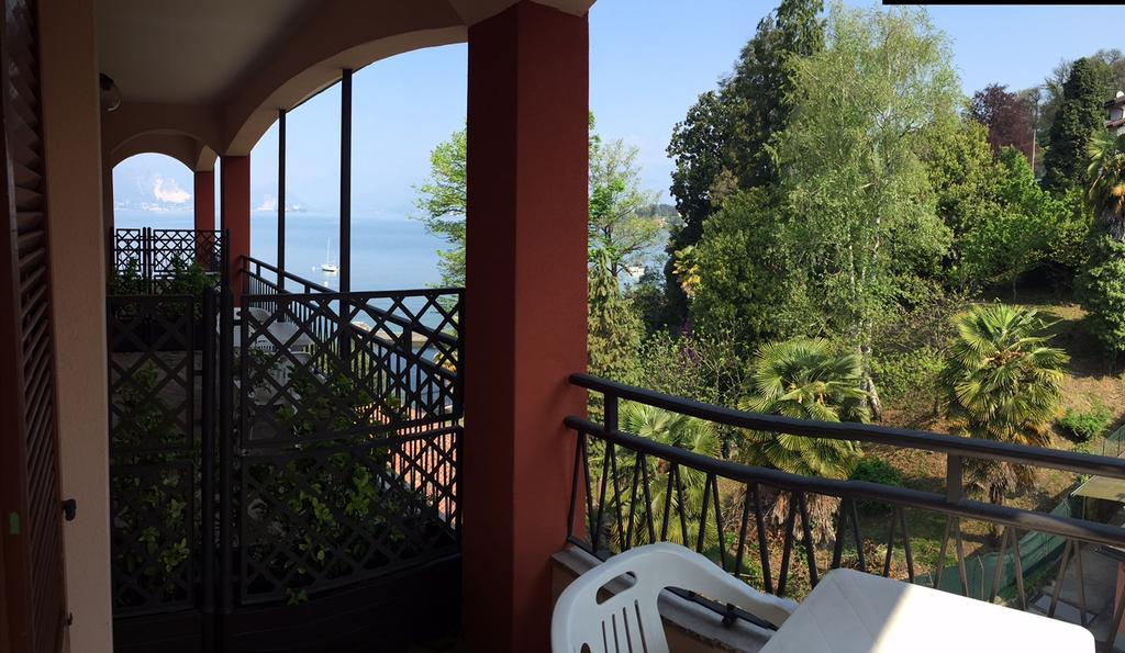 Albergo Riva Reno Di Leggiuno エクステリア 写真