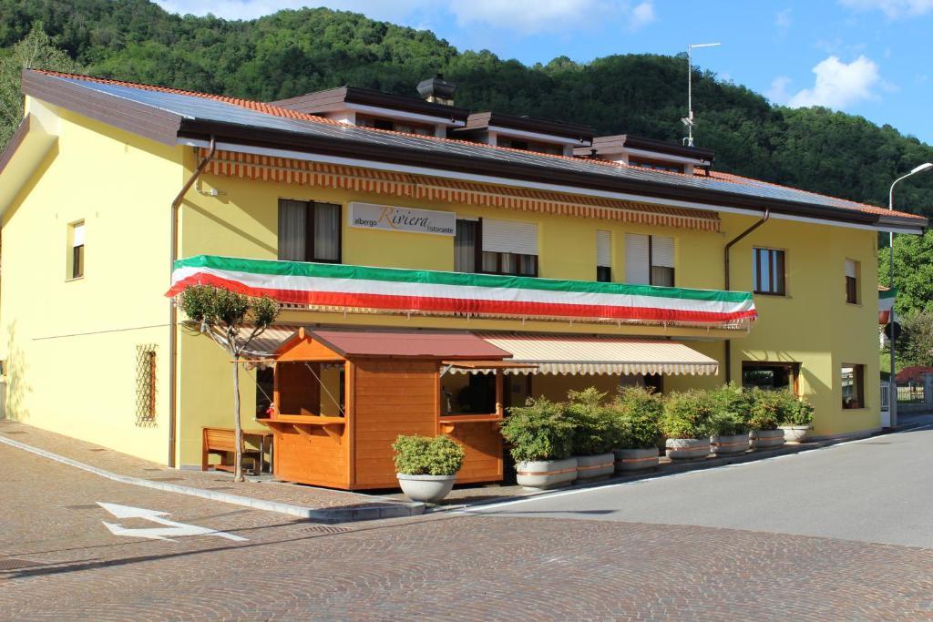 Albergo Riva Reno Di Leggiuno エクステリア 写真